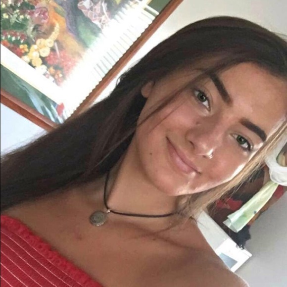 Meet your Posher, Sophie - Picture 2 of 2